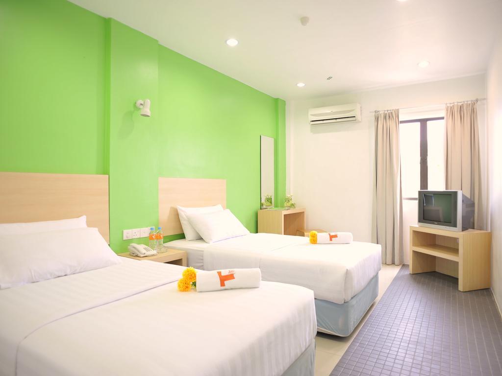 T Hotel Kuala Perlis Buitenkant foto