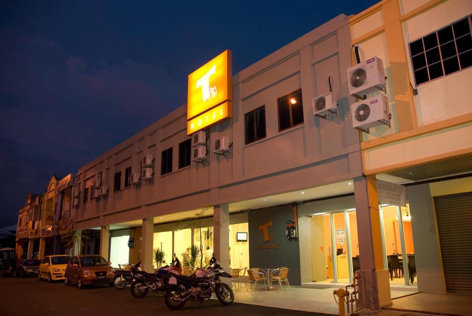 T Hotel Kuala Perlis Buitenkant foto